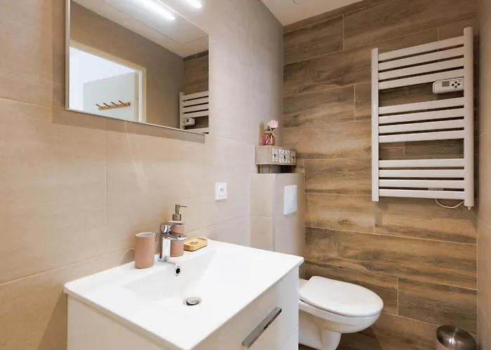 Appartement Le Hub Climatisé Avec Terrasse Cannes