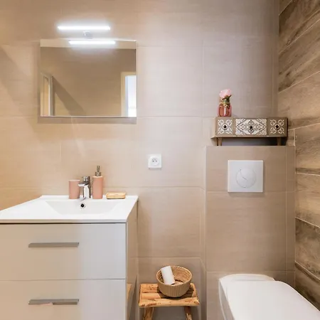 Le Hub Climatise Avec Terrasse Apartman Cannes