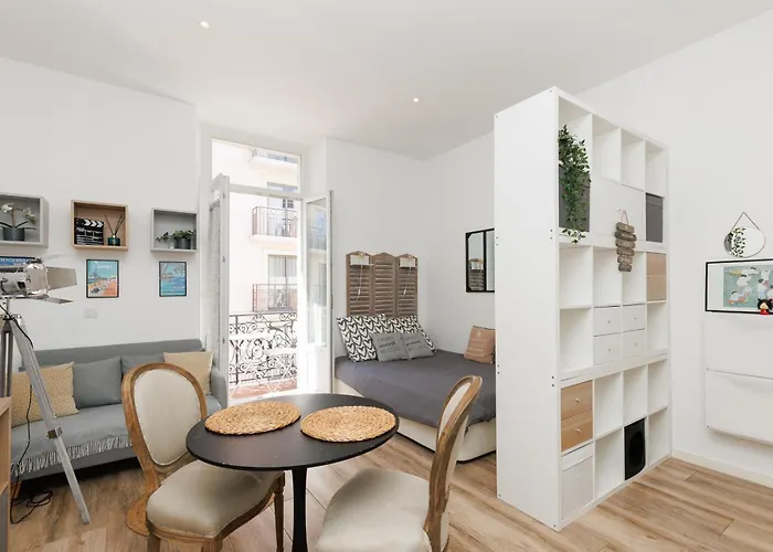 Apartman Le Hub Climatise Avec Terrasse Cannes