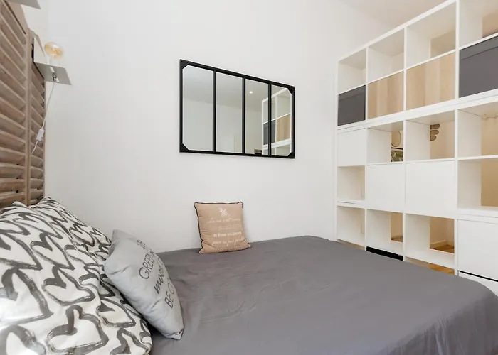 Le Hub Climatise Avec Terrasse